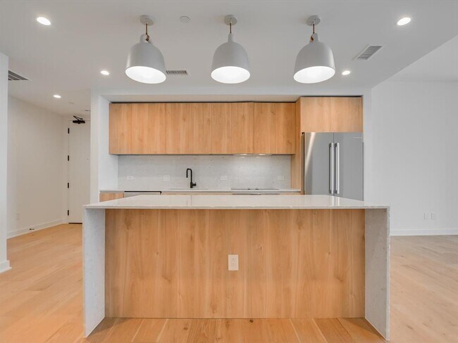 Foto del edificio - 84 East Ave