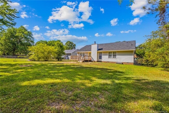 Building Photo - 6837 Woodmark Dr