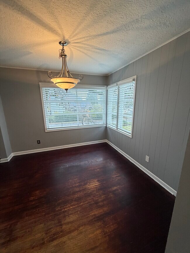 Foto del edificio - 4838 Summit St