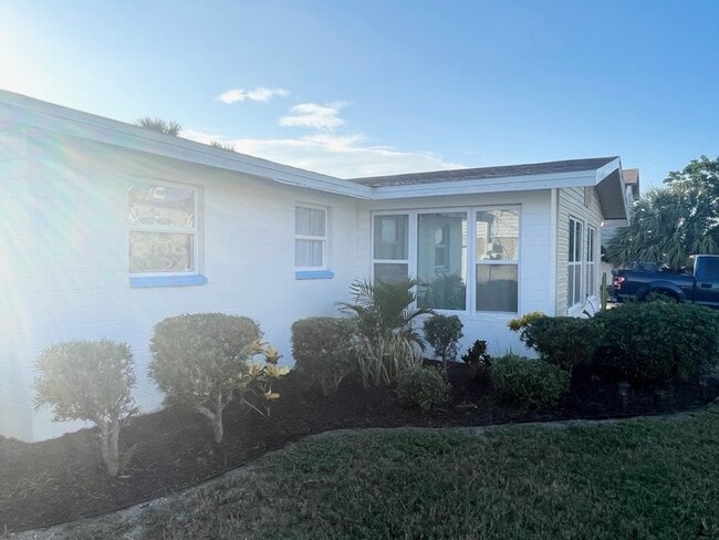 Photo - 3936 Oriole Ave (Port Orange, FL) House