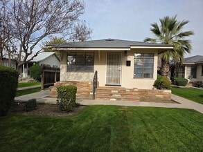 Building Photo - 2908 Sunset Ave