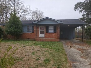 Building Photo - 318 Longhorn Dr