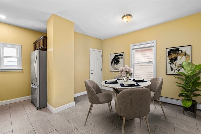 Foto del edificio - 329 Washington St