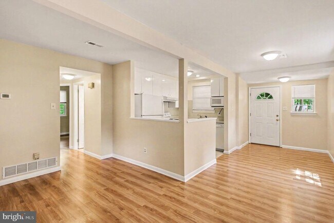 Foto del edificio - 831 Jackson St