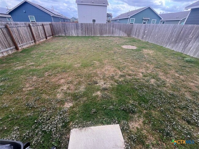 Building Photo - 346 Amber Gln