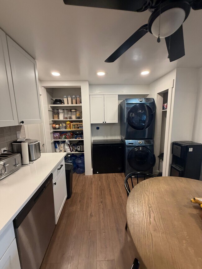 Foto del edificio - 316 W 1600 S