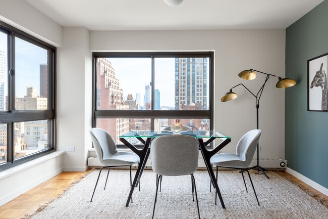 Foto del edificio - 300 E 51st St