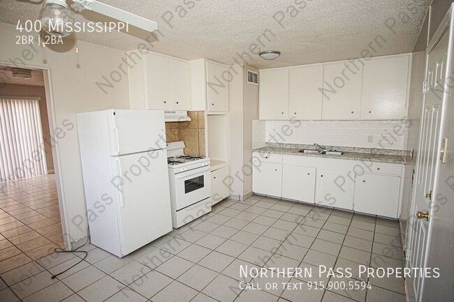 Foto del edificio - 2 Bedroom Near UTEP! 2 Weeks Free Rent!