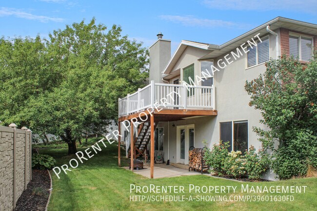 Foto del edificio - 5 Bed, 3.5 Bath Layton Home on Culdesac