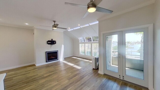 Building Photo - 16055 Surprise Ln