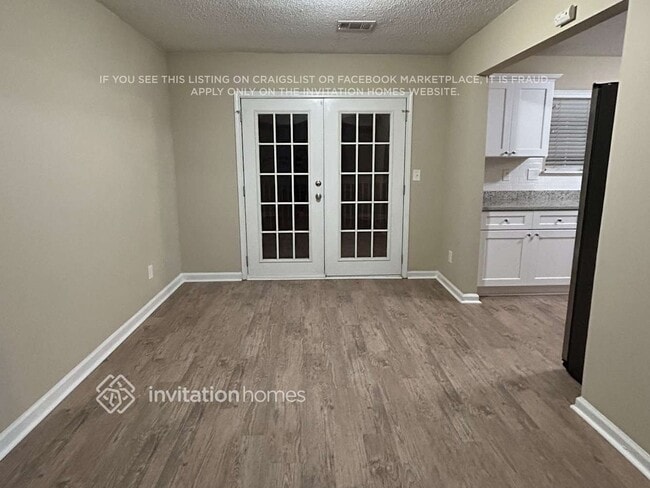 Foto del edificio - 2529 Country Lake Cir