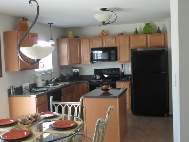 Building Photo - 6305 Oakland Chase Pl