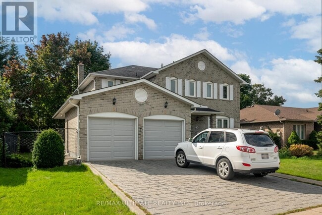 Building Photo - 5 Bayswater Ave