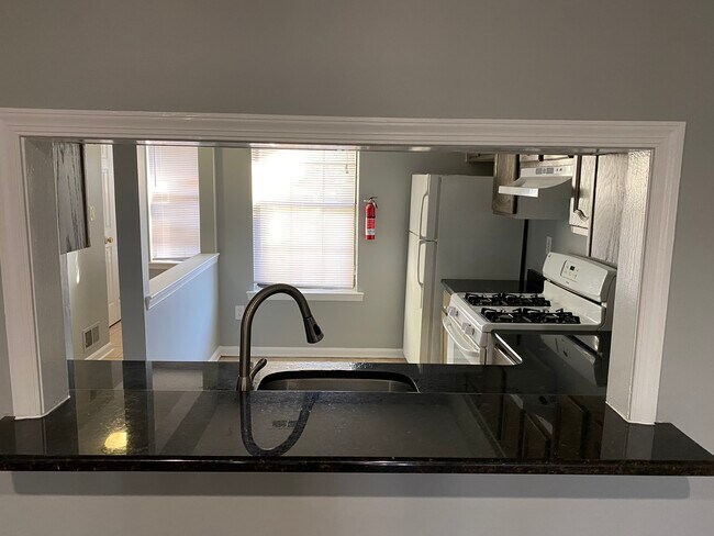 Cocina - 907 Woodbridge Commons Way
