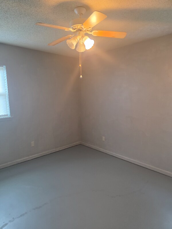 Foto del edificio - 255 Private Rd 3396