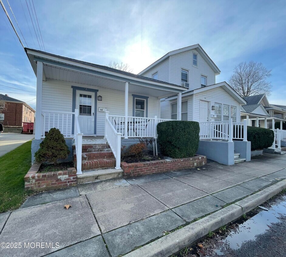 Foto principal - 90 Poplar Ave