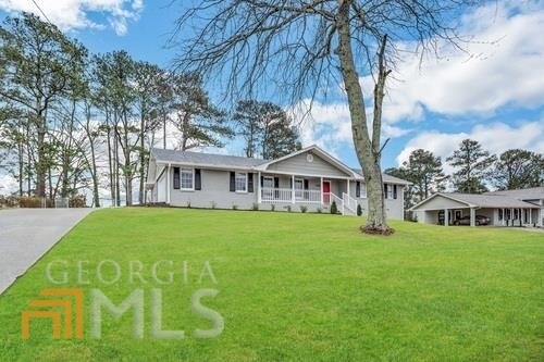 Building Photo - 2058 Englewood Way SW