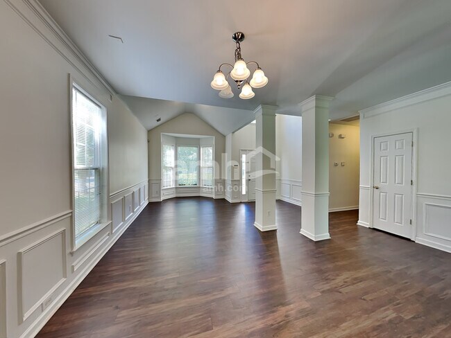 Foto del edificio - 10930 Chastain Parc Drive