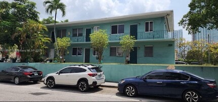 Building Photo - 435 SW 5th Ave