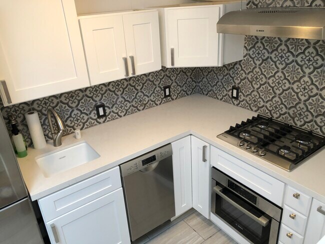 Foto del edificio - 6399 W 80th St
