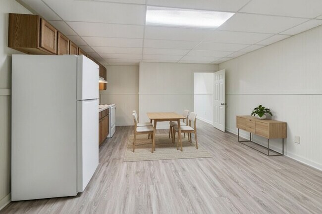 Foto del edificio - 912 N State Rd