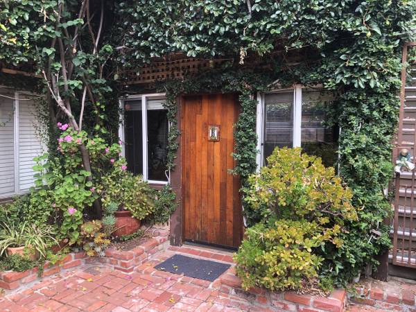 Foto principal - 1933 Pinehurst Rd