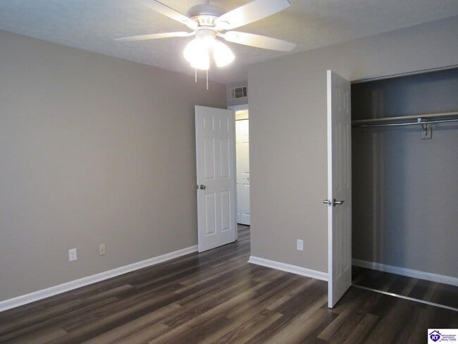 Building Photo - 248 Metts Ct