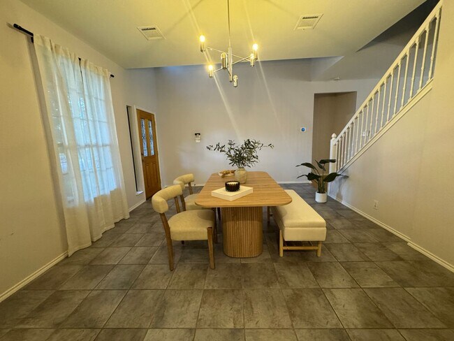 Foto del edificio - GATED COMMUNITY  |  STONE OAK  |  4 BEDROOMS + HUGE LOFT  |  SMALL LOFT/NURSERY/OFFICE/  |  EXCEL...