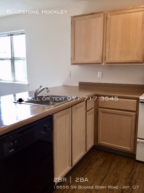 Foto del edificio - 18656 SW Boones Ferry Rd