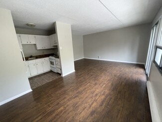 Building Photo - 155 Mystery Lake Dr