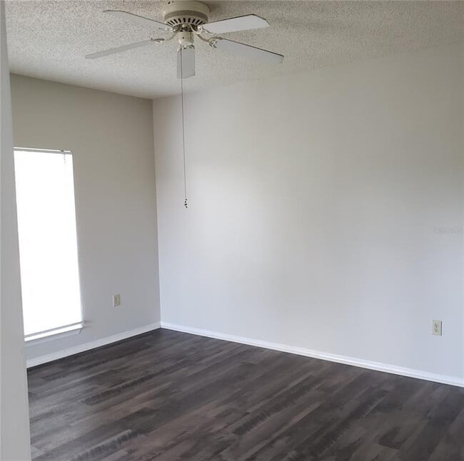 Building Photo - 4211 Chatham Oak Ct