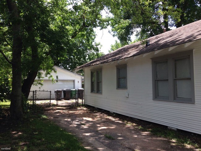 Building Photo - 1209 Cordell St