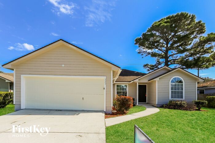 Primary Photo - 323 Hickory Hollow Dr N