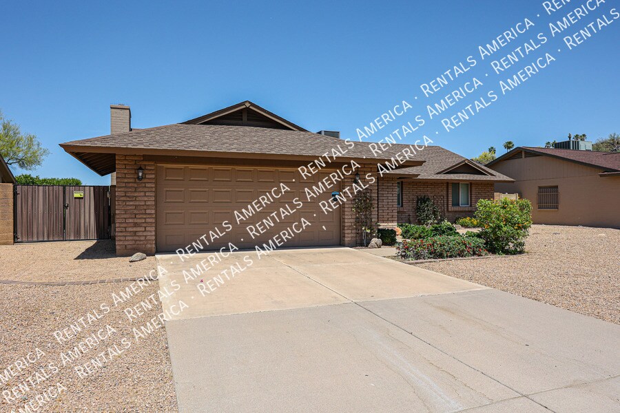 Primary Photo - 1722 W Banff Ln
