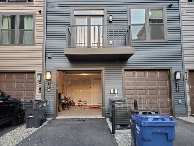 Building Photo - 2242 Woodland Gap Terrace