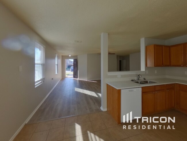 Foto del edificio - 1733 Sierra Meadow Ln