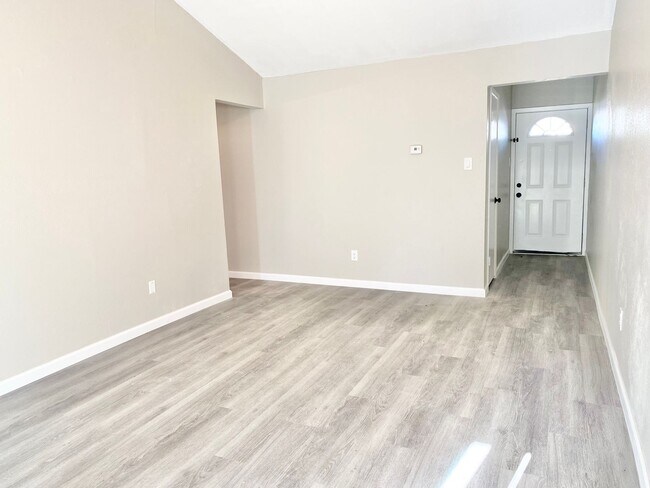 Building Photo - 1806 Avenue A