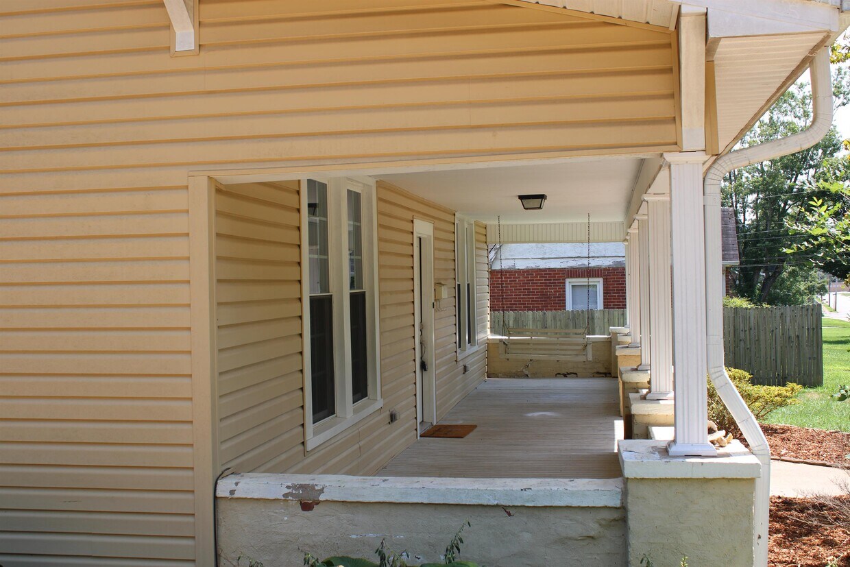 119 Burkemont Ave, NC 28655 House Rental in NC