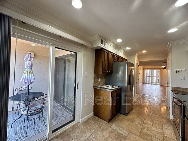 Foto del edificio - 9345 N 92nd St
