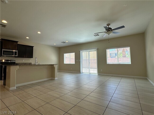 Building Photo - 6771 Dragonfly Rock St