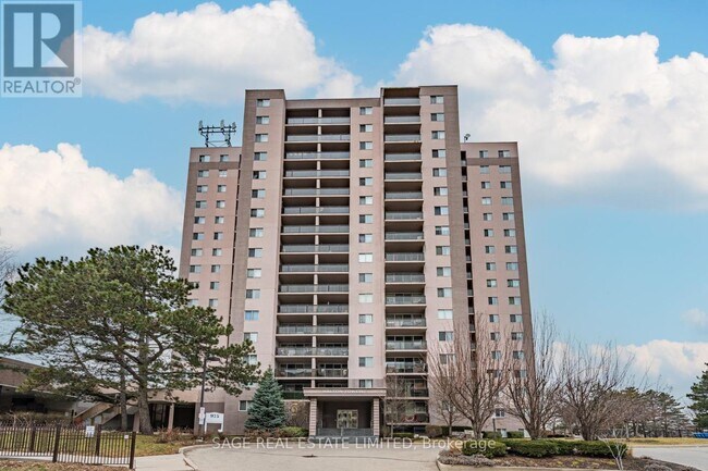 Photo du bâtiment - 975 Warwick Ct