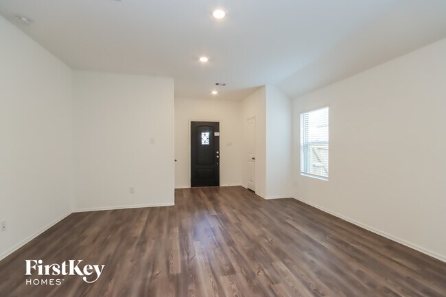 Foto del edificio - 19100 Cicerone Ct