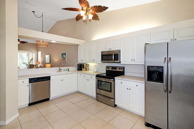Foto del edificio - Plantation Golf and Country Club Seasonal Condo for Rent