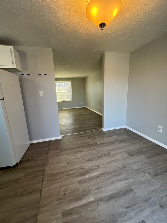 Building Photo - 9260 Beech Tree Ct