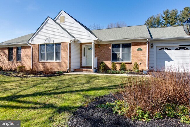 Building Photo - 4813 Lauren Ct