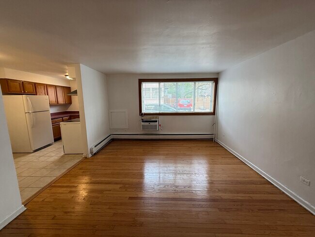 Foto del edificio - 1408 W Juneway Terrace