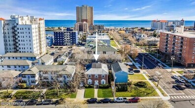 Building Photo - 1702 Grand Ave