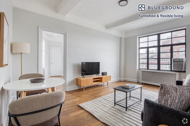 Building Photo - 10 Sheridan Square