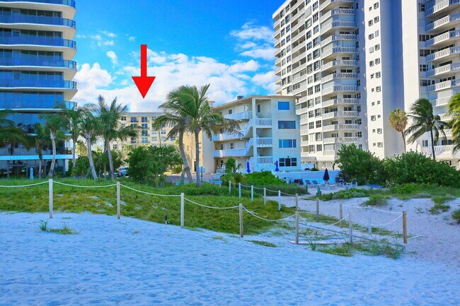 Foto del edificio - 1009 N Ocean Blvd