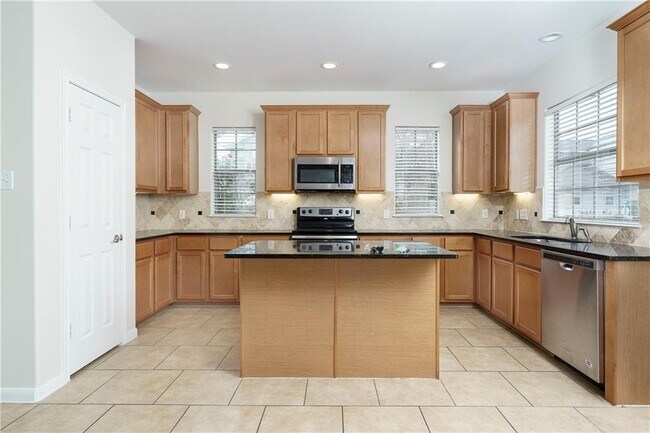 Building Photo - 12709 Cape May Ln